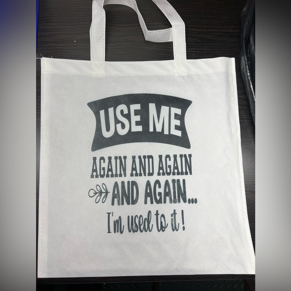 Tote bag